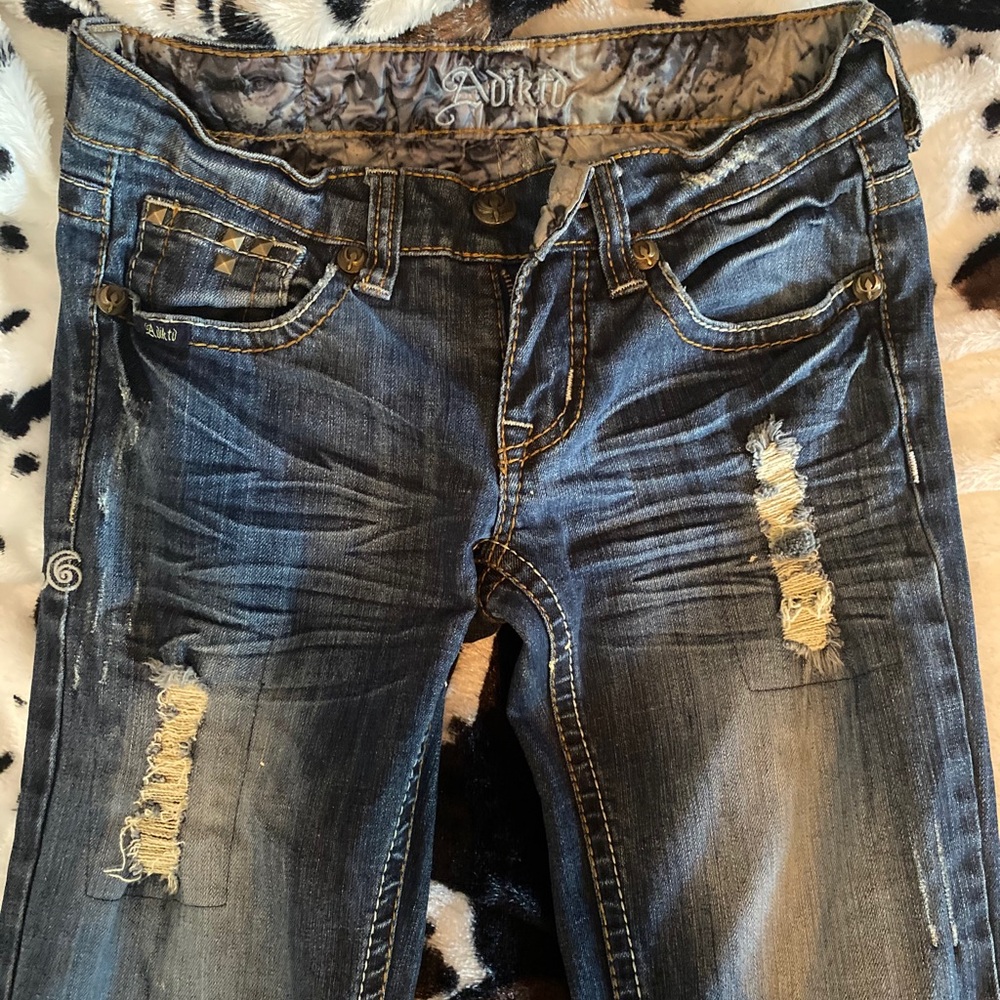 Adikto Jeans!